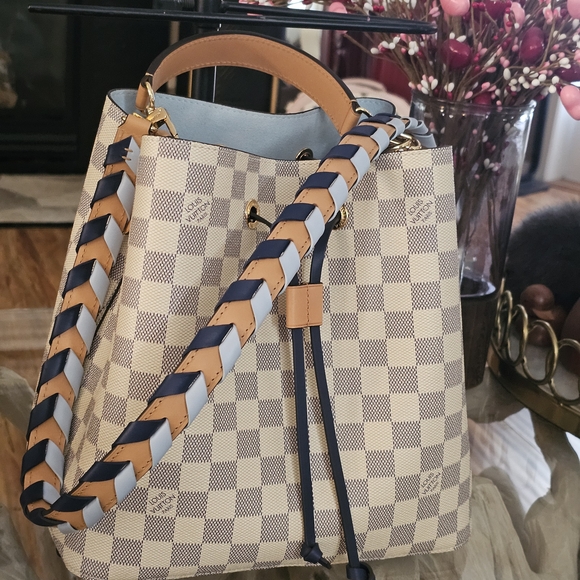 ‼️SOLD‼️ - Picture 1 of 16